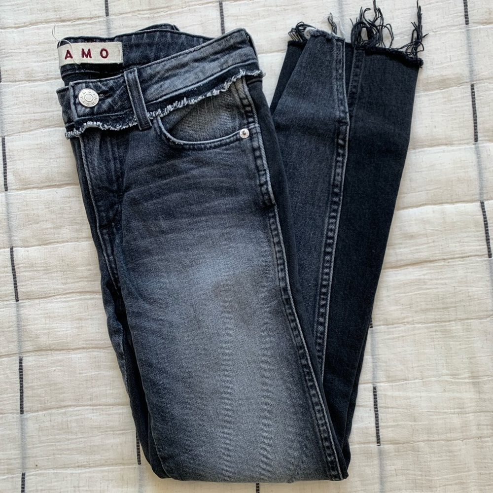 AMO two-tone black grey ankle twist jeans size 25